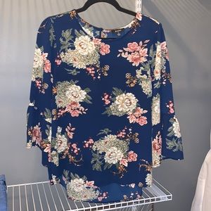 Floral bell sleeve top